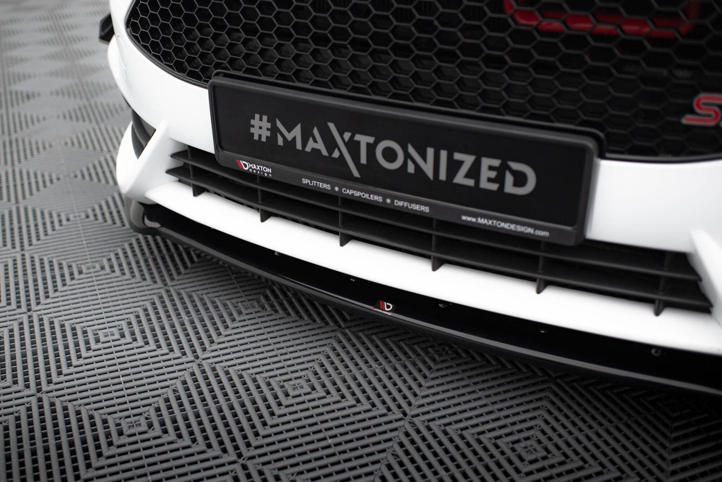 Lama anteriore (versione Cupra) Maxton Design - Ford Fiesta ST MK7