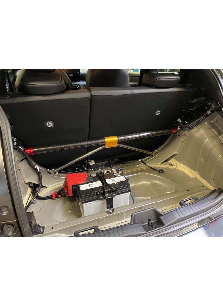 Kit barra duomi posteriore in vero carbonio con tiranti DNA Racing - Yaris GR - PC1697