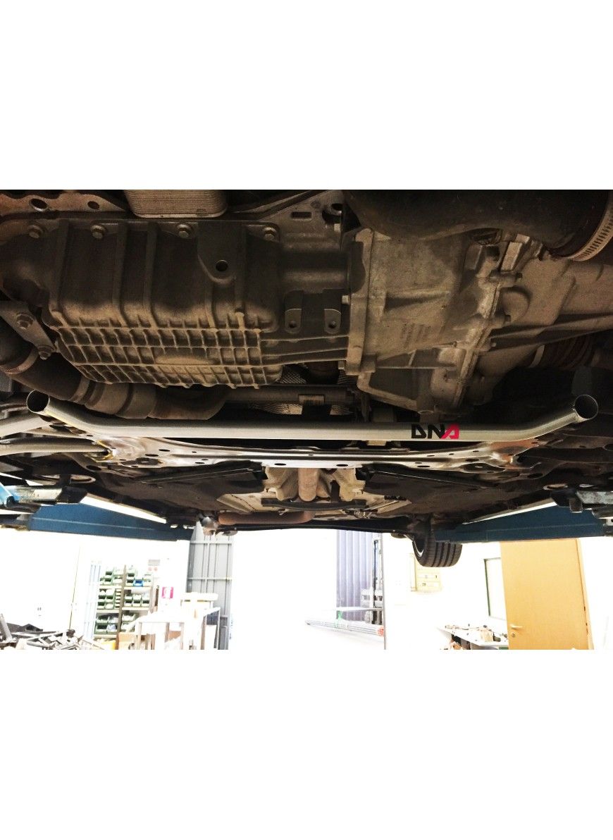 Kit Barra Rinforzo Slitta Sospensione Anteriore DNA Racing per Ford Fiesta MK7